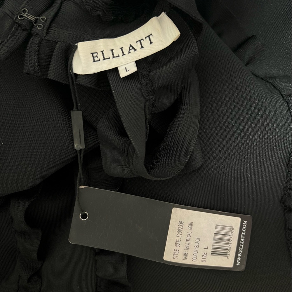 NEW NWT Elliatt Theatrical Gown In Black Ruffles - Picture 13 of 15